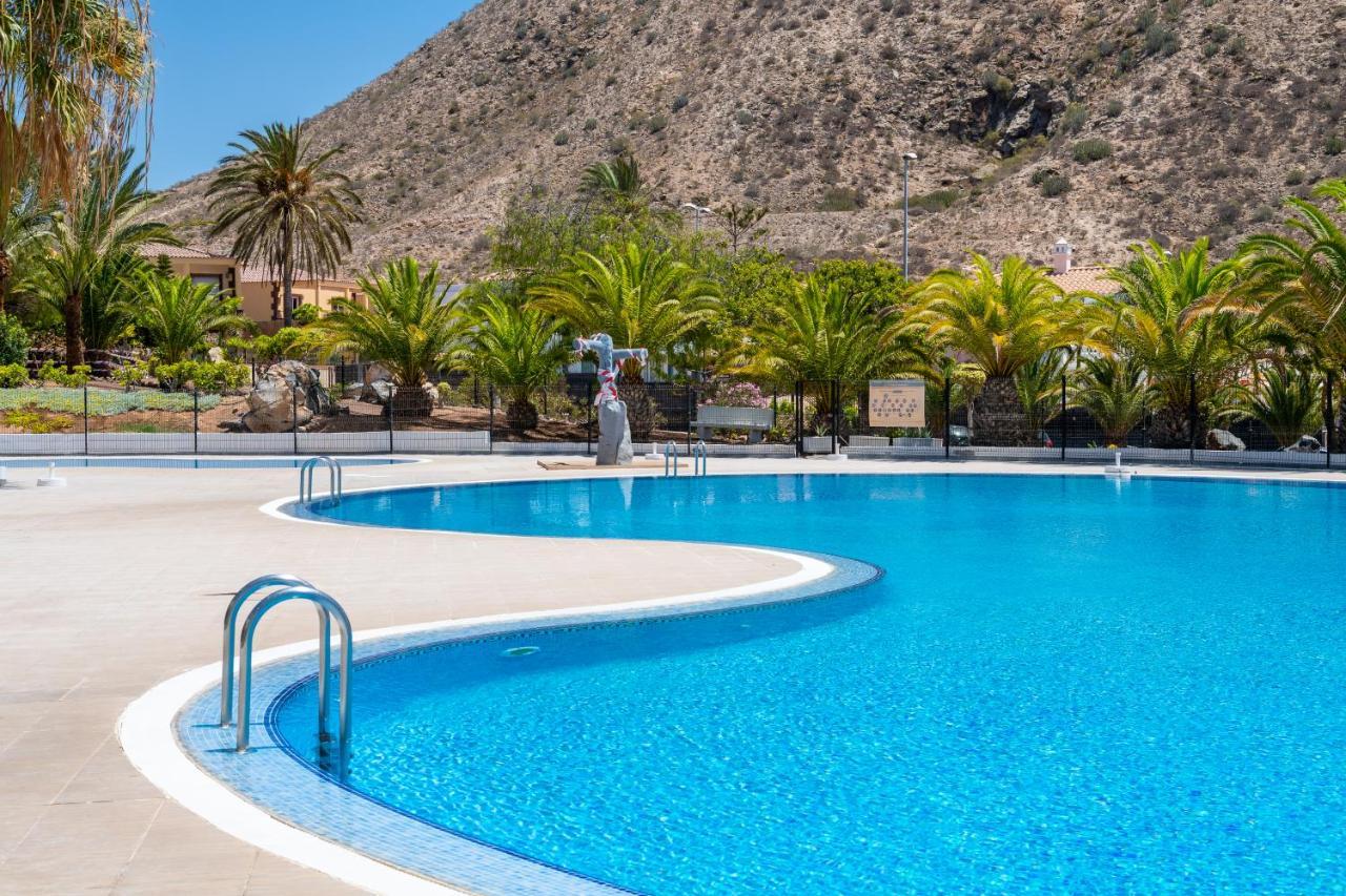 3C Atico Vista Hermosa Wifi Pool,Tennis,Padel,Park Los Cristianos  Exterior photo